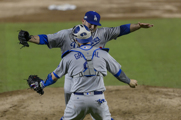 Yasmani Grandal & Adam Liberatore