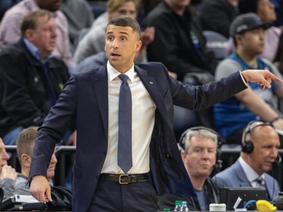Ryan Saunders