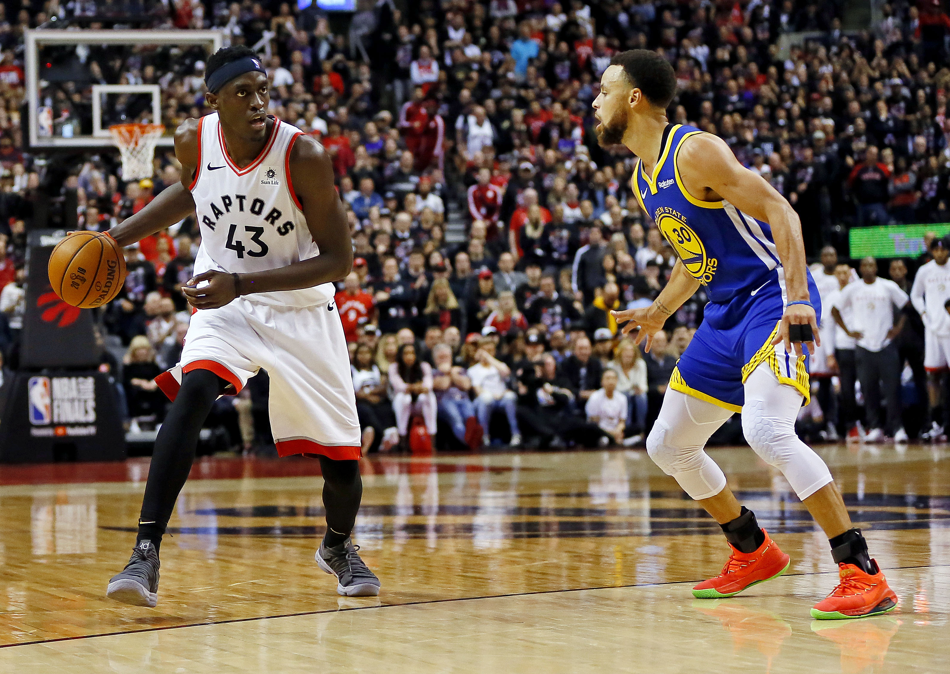 2019 NBA Finals Raptors Defeat Warriors 118109 in Game 1 Def Pen