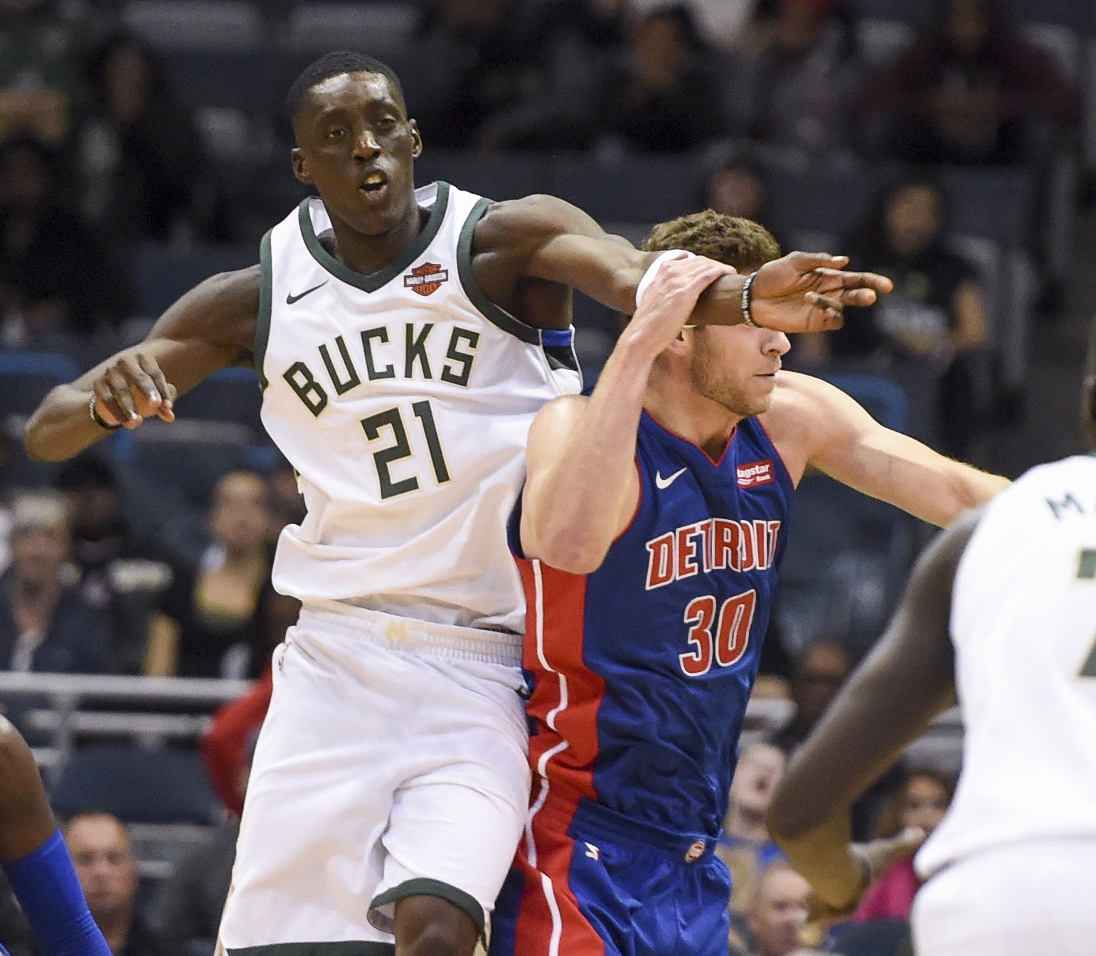 Pistons Trade Jon Leuer To Bucks For Tony Snell 30th Pick Def Pen