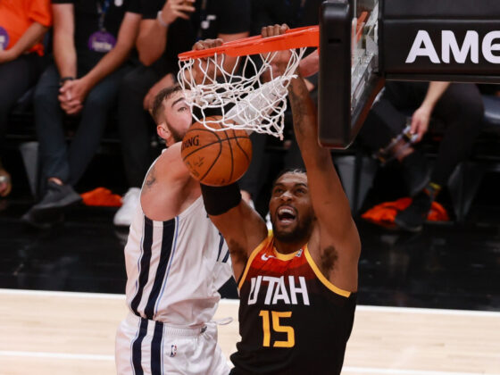 Derrick Favors