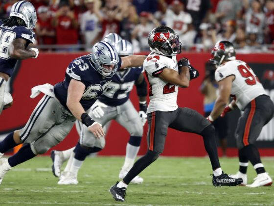 Carlton Davis