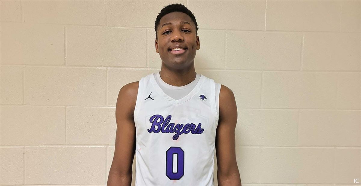 2023 Top Five Recruit GG Jackson Commits to North Carolina Def Pen