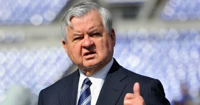 Jerry Richardson Passes Away at Age 86 | Def Pen