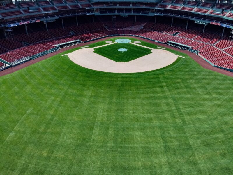 Baseball's Top 10 Outfielders of All Time Def Pen